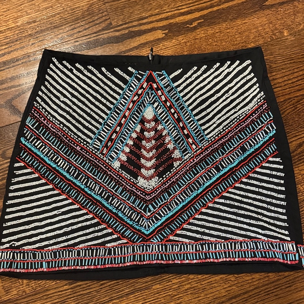 SuiteBlanco Beaded Miniskirt Size 8 Fully-lined